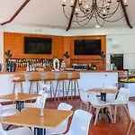 Pedras D'el Rei Resort