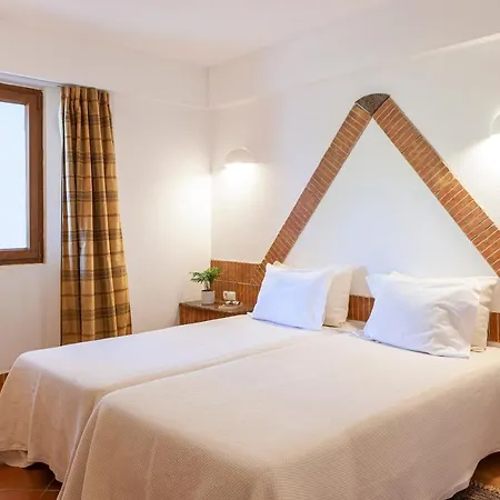 Resort Pedras D'el Rei