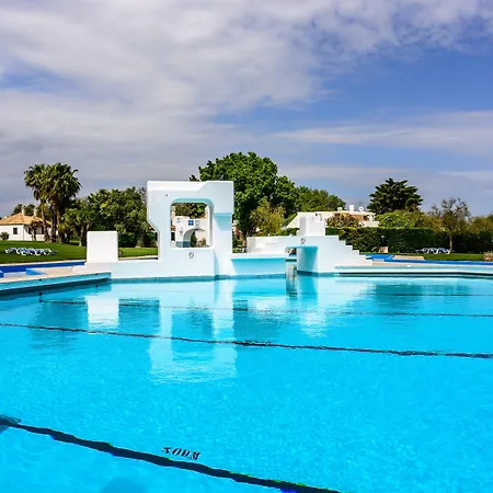 Resort Pedras D'el Rei